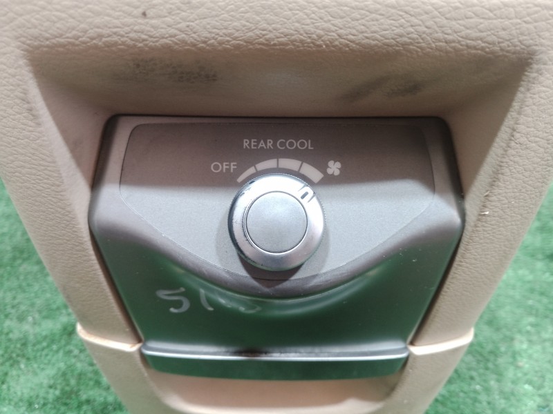 Recambio de apoyabrazos central para subaru tribeca b9 limited referencia OEM IAM   