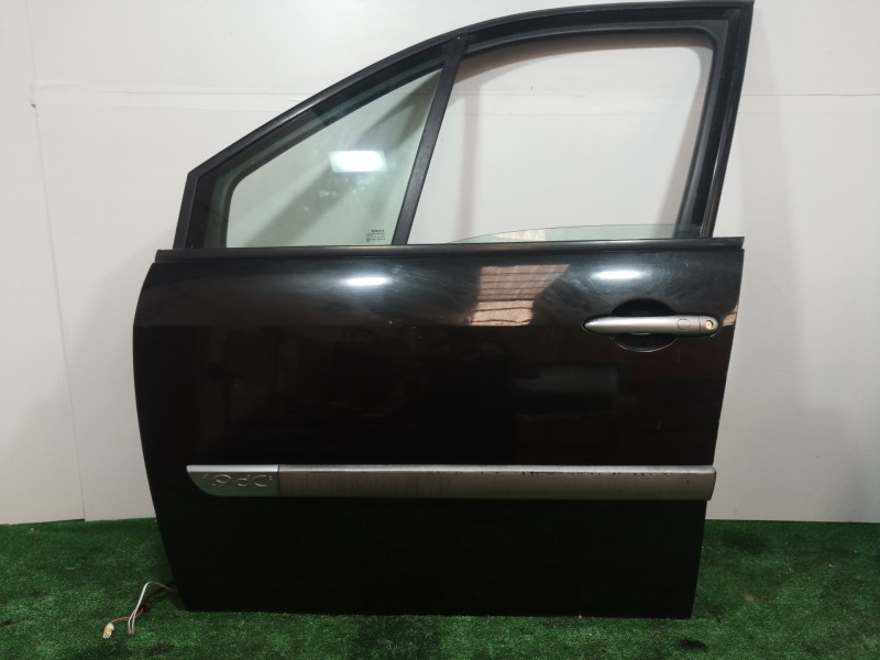 Recambio de puerta delantera izquierda para renault scenic ii confort dynamique referencia OEM IAM  5 PUERTAS 5 PUERTAS
