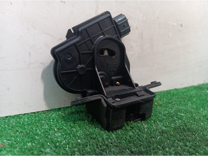 Recambio de cerradura maletero / porton para toyota auris luna+ referencia OEM IAM   