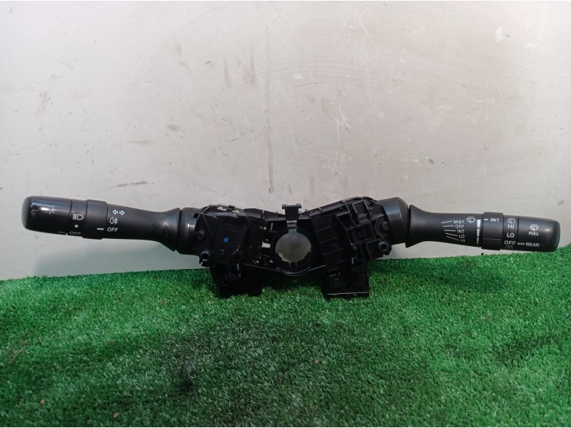 Recambio de mando multifuncion para toyota auris luna+ referencia OEM IAM 17F001 17F001 17F001