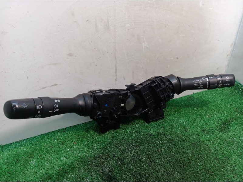 Recambio de mando multifuncion para toyota auris luna+ referencia OEM IAM 17F001 17F001 17F001