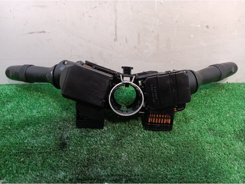 Recambio de mando multifuncion para toyota auris luna+ referencia OEM IAM 17F001 17F001 17F001