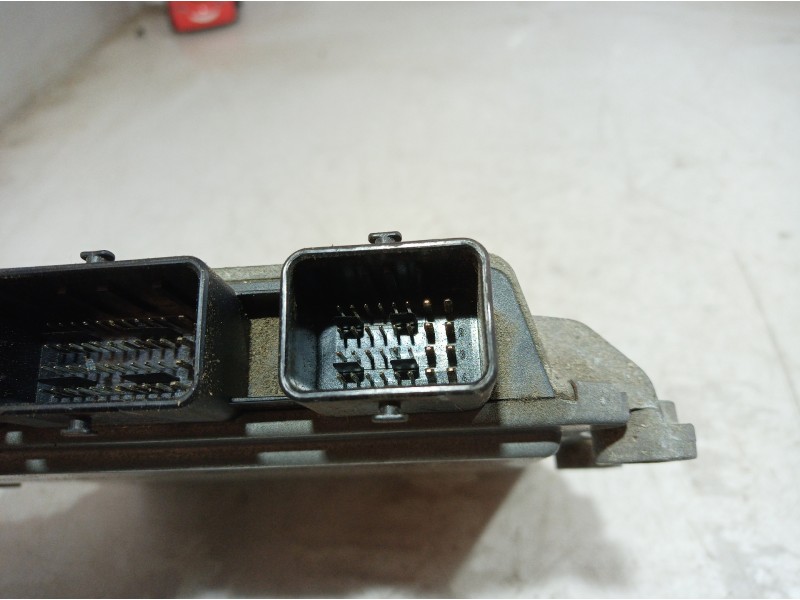 Recambio de centralita motor uce para peugeot 306 berlina 3/4/5 puertas (s2) referencia OEM IAM 5WS40104CT 5WS40104CT 5WS40104