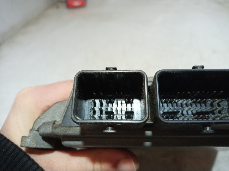 Recambio de centralita motor uce para peugeot 306 berlina 3/4/5 puertas (s2) referencia OEM IAM 5WS40104CT 5WS40104CT 5WS40104