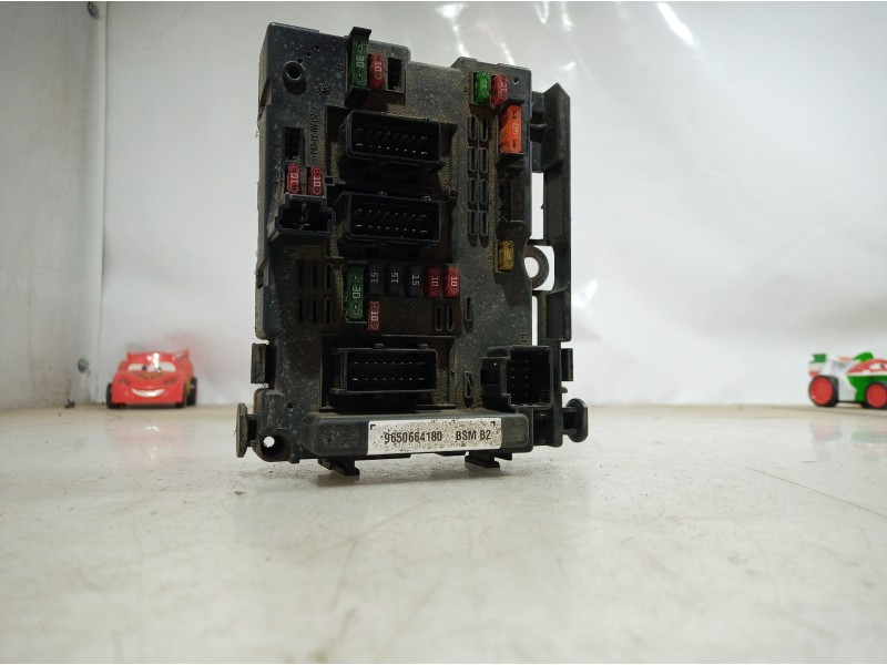 Recambio de caja reles / fusibles para peugeot 306 berlina 3/4/5 puertas (s2) referencia OEM IAM 9650664180 9650664180 965066418
