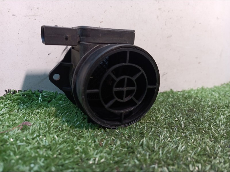 Recambio de caudalimetro para hyundai tucson (jm) 2,0 classic 4x2 referencia OEM IAM 8263281 8263281 8263281