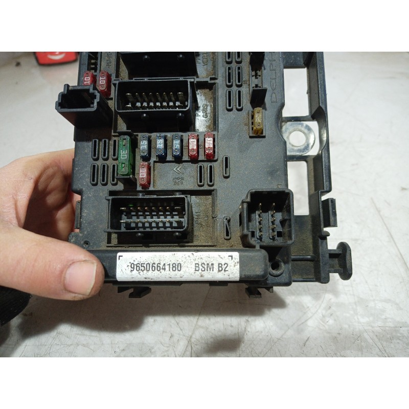 Recambio de caja reles / fusibles para peugeot 306 berlina 3/4/5 puertas (s2) referencia OEM IAM 9650664180 9650664180 965066418