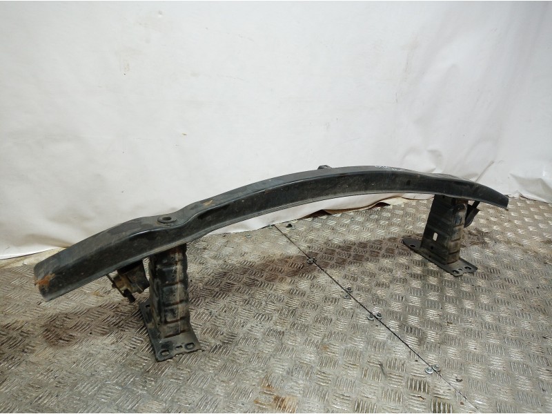 Recambio de refuerzo paragolpes delantero para bmw serie 3 berlina (e90) 316d referencia OEM IAM 51117146645 51117146645 5111714