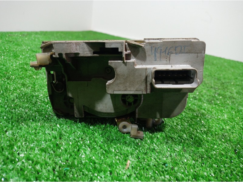 Recambio de cerradura puerta delantera izquierda para citroën c5 berlina attraction referencia OEM IAM   