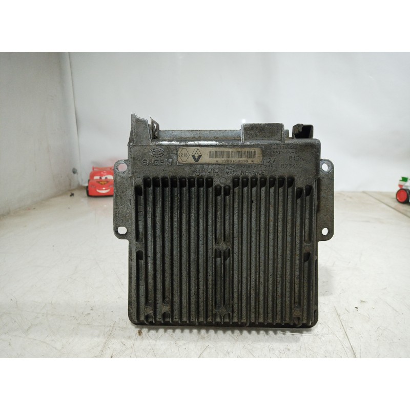 Recambio de centralita motor uce para renault clio i fase i+ii (b/c57) 1.2 referencia OEM IAM 7700110399 7700110399 7700110399