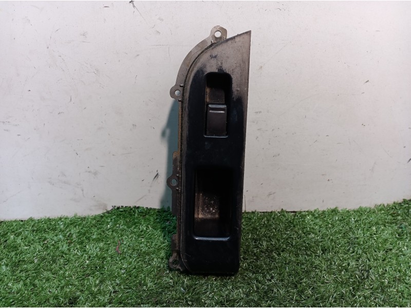 Recambio de mando elevalunas delantero derecho para nissan x-trail (t30) comfort referencia OEM IAM 80960E0400 80960E0400 80960E