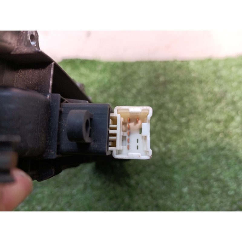 Recambio de mando elevalunas delantero derecho para nissan x-trail (t30) comfort referencia OEM IAM 80960E0400 80960E0400 80960E