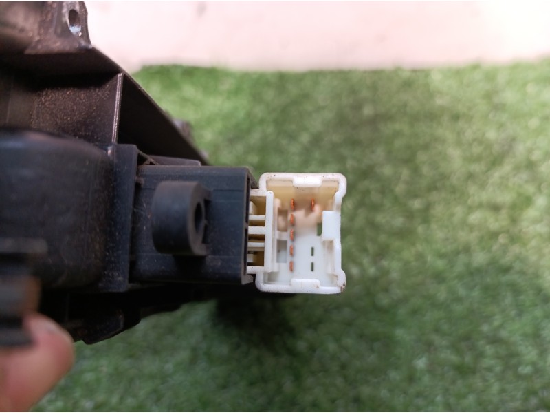 Recambio de mando elevalunas delantero derecho para nissan x-trail (t30) comfort referencia OEM IAM 80960E0400 80960E0400 80960E