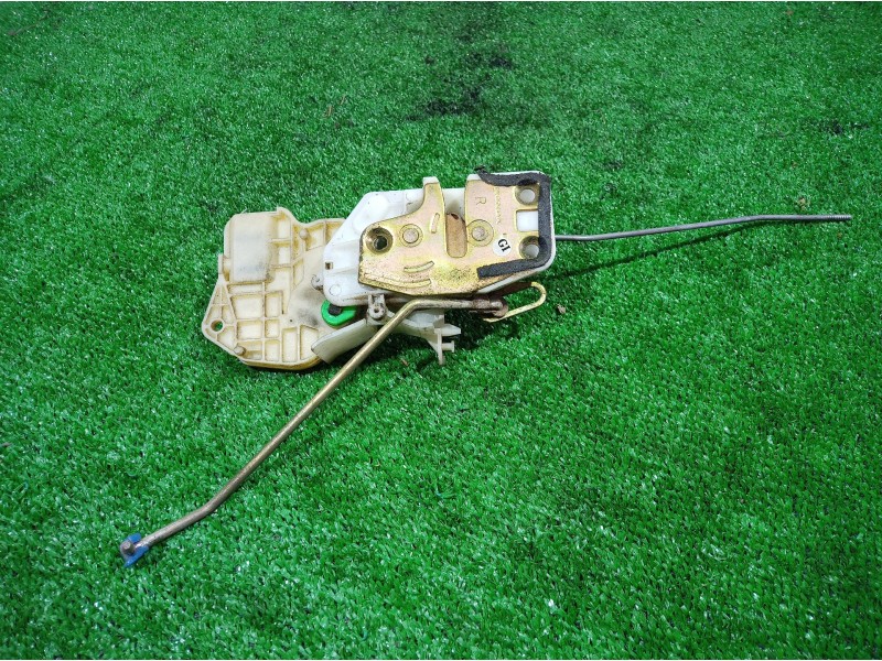 Recambio de cerradura puerta delantera derecha para honda cr-v (rd8) es referencia OEM IAM   