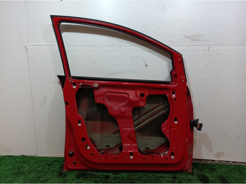 Recambio de puerta delantera izquierda para seat altea (5p1) sport referencia OEM IAM 5P0831311 5P0831311 5P0831311