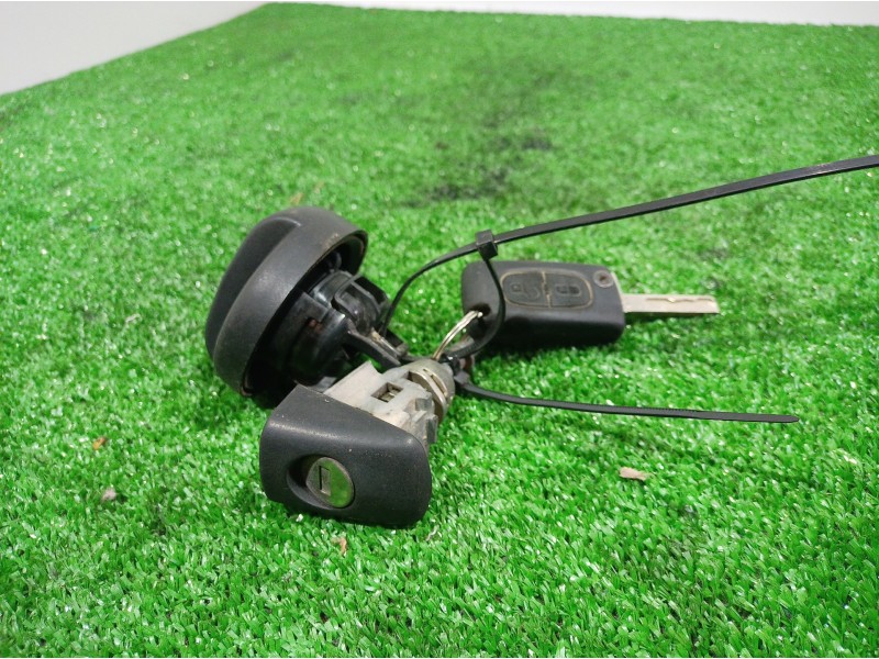 Recambio de tapon combustible para peugeot expert tepee l1h1 premium referencia OEM IAM   