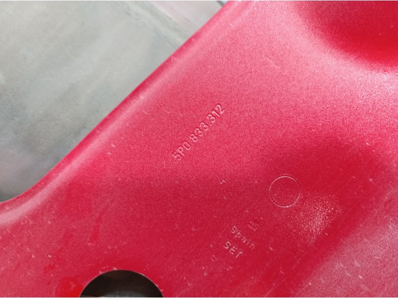 Recambio de puerta trasera derecha para seat altea (5p1) sport referencia OEM IAM 5P0833312 5P0833312 5P0833312