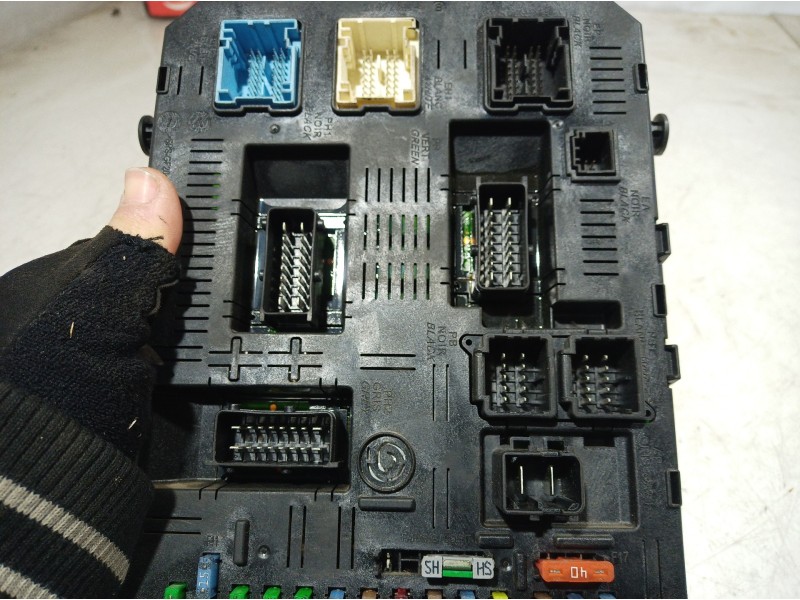 Recambio de caja reles / fusibles para citroën c4 coupe referencia OEM IAM 216760315B 216760315B 216760315 Recambio de caja reles / fusibles para citroën c4 coupe referencia OEM IAM 216760315B 216760315B 216760315