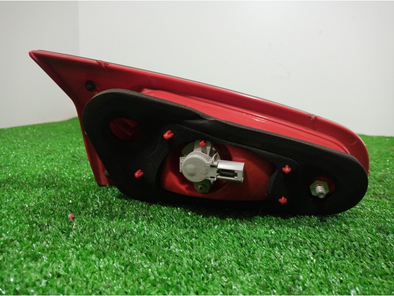 Recambio de piloto trasero derecho interior para alfa romeo 147 (190) 1.9 jtd 120 collezione referencia OEM IAM 60693793 6069379