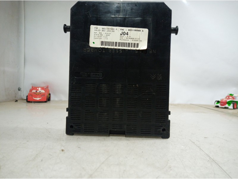 Recambio de caja reles / fusibles para peugeot 307 (s1) referencia OEM IAM 9651197680A 9651197680A 9651197680