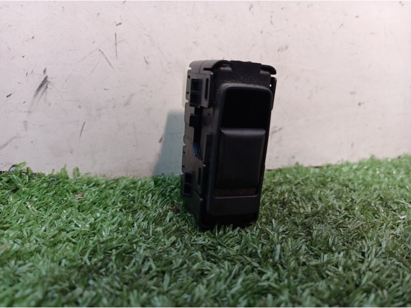 Recambio de mando elevalunas trasero derecho para dodge caliber s referencia OEM IAM 56040693ADA 56040693ADA 2132138