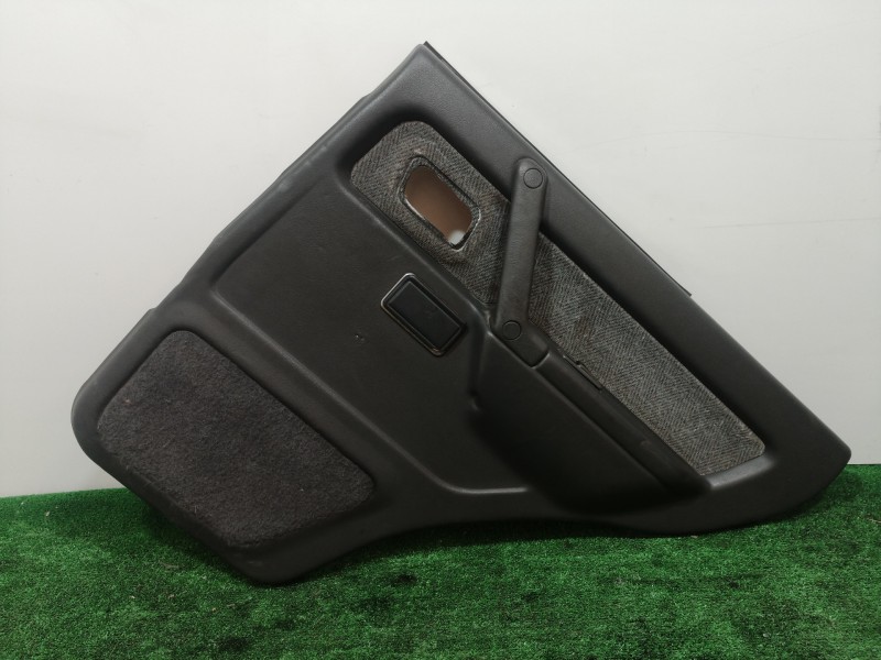 Recambio de guarnecido puerta trasera derecha para mitsubishi montero (v20/v40) 2.8 turbodiesel referencia OEM IAM   