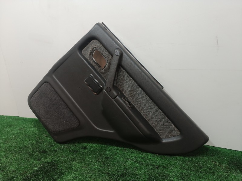 Recambio de guarnecido puerta trasera derecha para mitsubishi montero (v20/v40) 2.8 turbodiesel referencia OEM IAM   