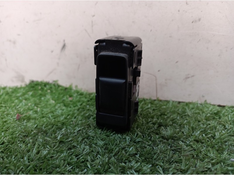 Recambio de mando elevalunas trasero derecho para dodge caliber s referencia OEM IAM 56040693ADA 56040693ADA 2132138