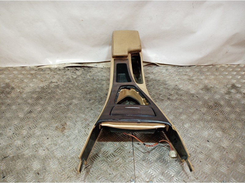 Recambio de consola central tras. para bmw serie 3 berlina (e90) 316d referencia OEM IAM BSS3S01C50 BSS3S01C50 BSS3S01C50