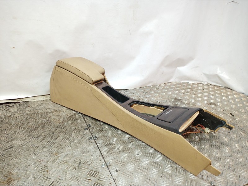 Recambio de consola central tras. para bmw serie 3 berlina (e90) 316d referencia OEM IAM BSS3S01C50 BSS3S01C50 BSS3S01C50