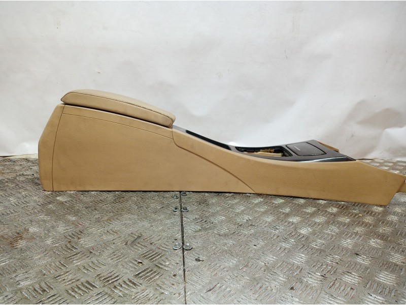 Recambio de consola central tras. para bmw serie 3 berlina (e90) 316d referencia OEM IAM BSS3S01C50 BSS3S01C50 BSS3S01C50