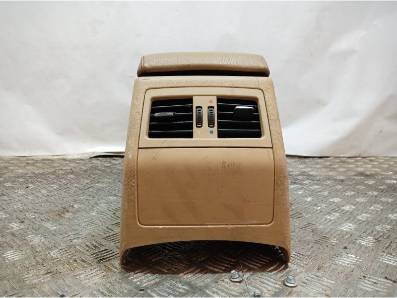 Recambio de consola central tras. para bmw serie 3 berlina (e90) 316d referencia OEM IAM BSS3S01C50 BSS3S01C50 BSS3S01C50