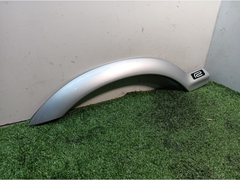 Recambio de aletin delantero izquierdo para opel zafira a design edition referencia OEM IAM 13154535 13154535 13154535