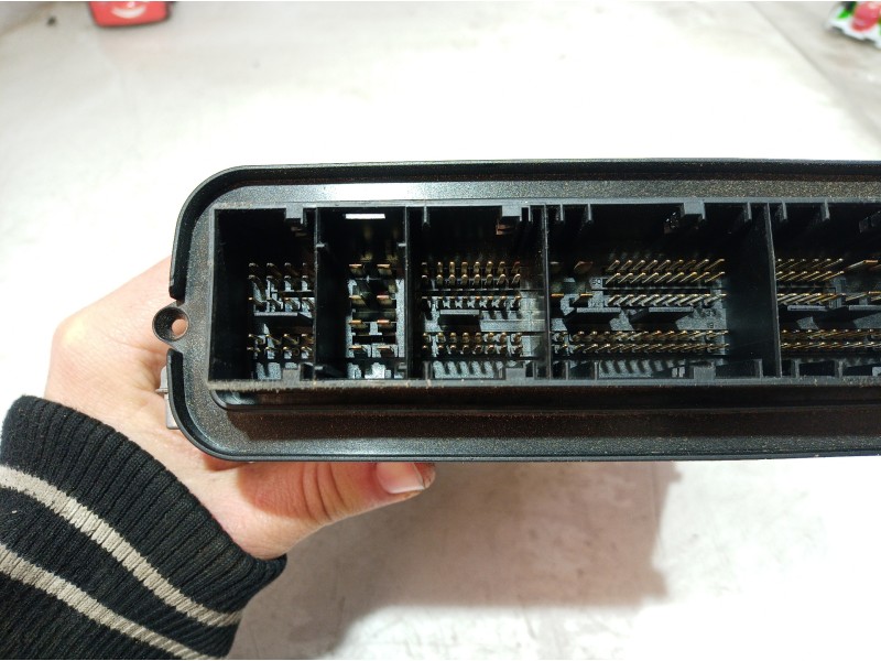 Recambio de centralita motor uce para bmw serie 3 berlina (e90) 316d referencia OEM IAM 0281017027 0281017027 0281017027