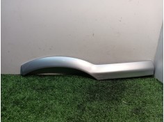 Recambio de aletin trasero izquierdo para opel zafira a design edition referencia OEM IAM 13154529  