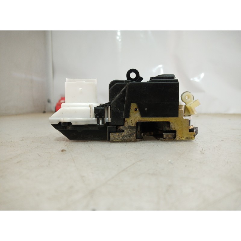 Recambio de cerradura puerta delantera izquierda para citroën c5 berlina 3.0 v6 exclusive automático referencia OEM IAM   