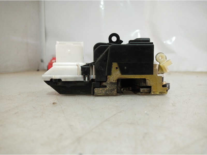 Recambio de cerradura puerta delantera izquierda para citroën c5 berlina 3.0 v6 exclusive automático referencia OEM IAM   