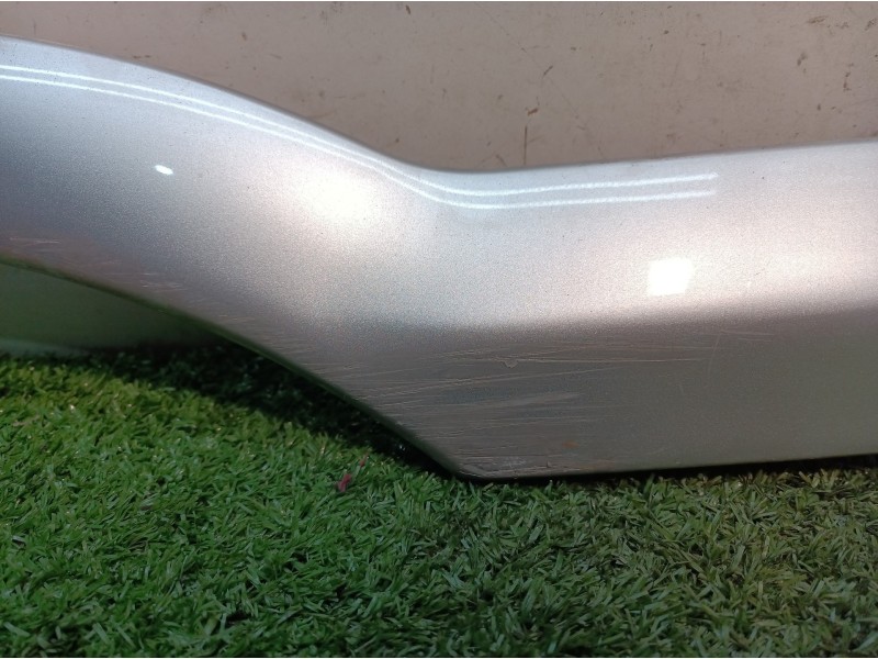 Recambio de aletin trasero izquierdo para opel zafira a design edition referencia OEM IAM 13154529  