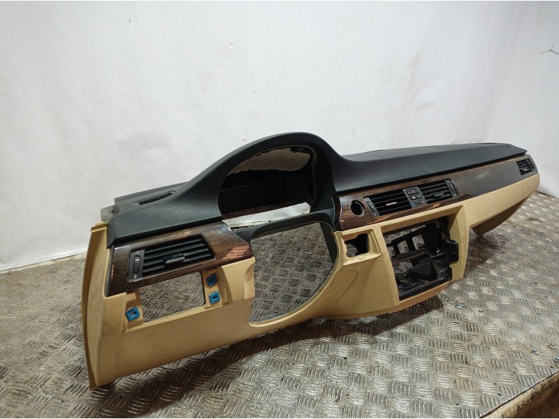 Recambio de salpicadero para bmw serie 3 berlina (e90) 316d referencia OEM IAM 51457075392 51457075392 51457075392