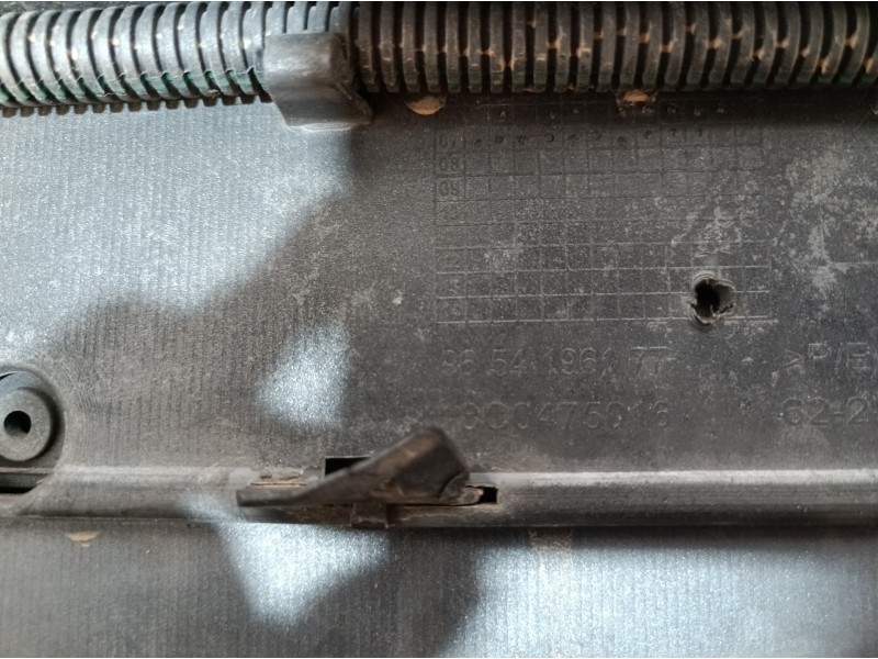 Recambio de paragolpes delantero para citroën c4 picasso business class referencia OEM IAM 9654196177 9654196177 9654196177