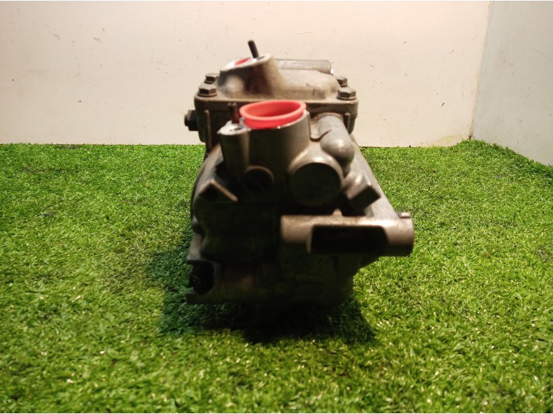 Recambio de compresor aire acondicionado para volkswagen golf plus (5m1) bluemotion edition referencia OEM IAM 8680P 8680P 1K082