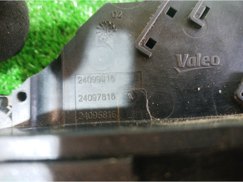 Recambio de cerradura puerta delantera derecha para peugeot 207 referencia OEM IAM 24099816 24099816 24097816