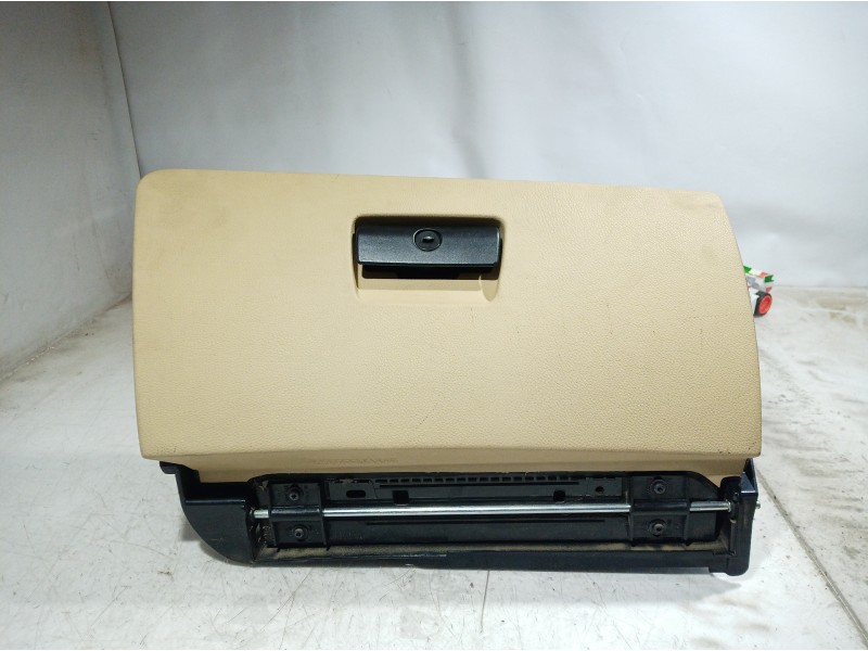 Recambio de guantera para bmw serie 3 berlina (e90) 316d referencia OEM IAM 72758411 72758411 72758411