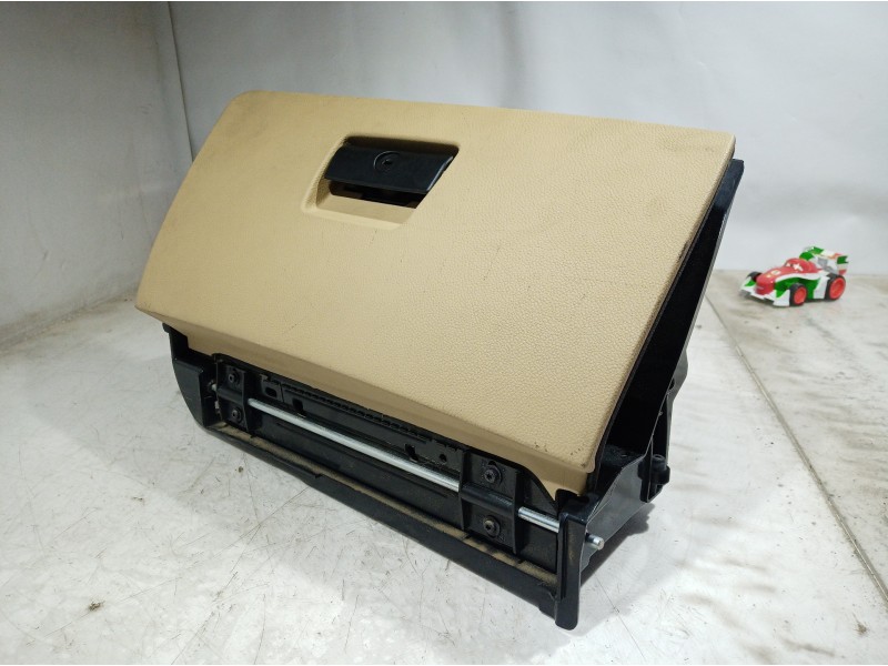 Recambio de guantera para bmw serie 3 berlina (e90) 316d referencia OEM IAM 72758411 72758411 72758411