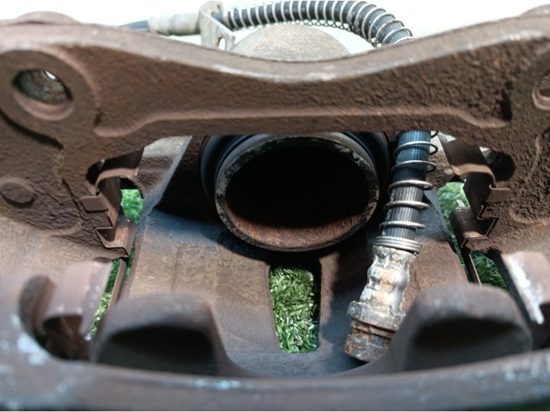 Recambio de pinza freno delantera derecha para kia cee´d emotion referencia OEM IAM   