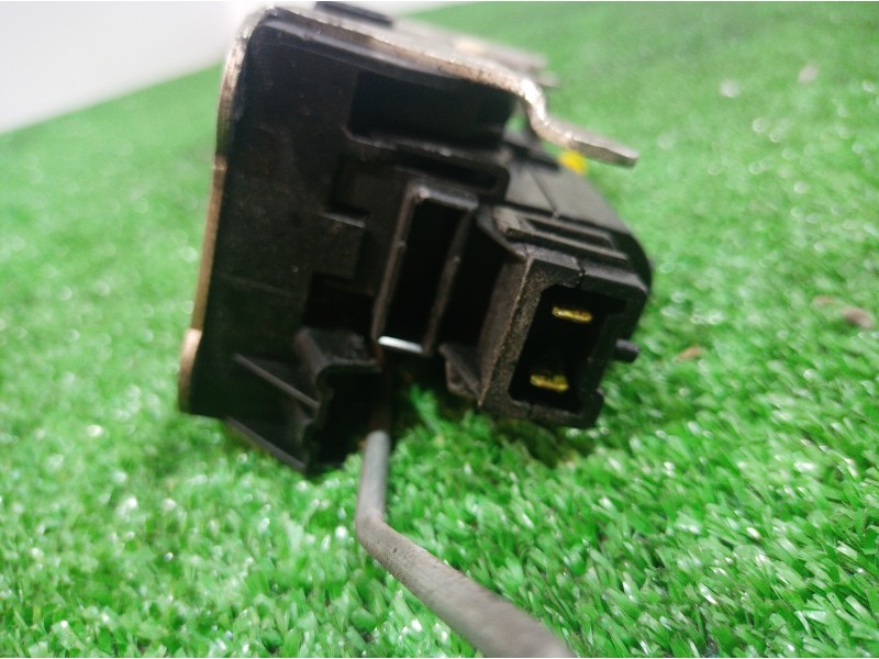 Recambio de cerradura puerta delantera izquierda para renault mascott fg 150. 35/55/65 cabina individual referencia OEM IAM   