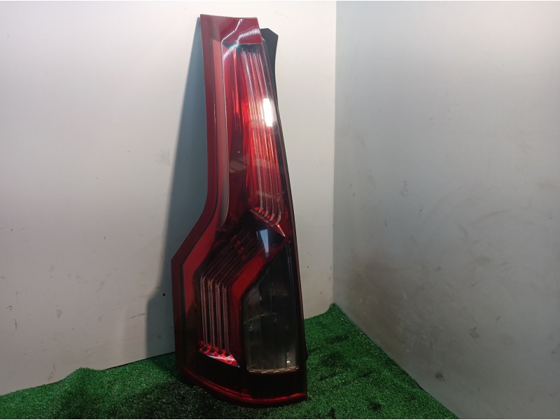 Recambio de piloto trasero izquierdo para citroën c4 picasso business class referencia OEM IAM 00946601 00946601 00946601