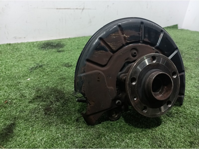 Recambio de mangueta delantera derecha para volkswagen golf plus (5m1) bluemotion edition referencia OEM IAM   