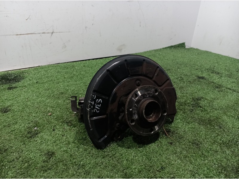 Recambio de mangueta trasera izquierda para volkswagen golf plus (5m1) bluemotion edition referencia OEM IAM   