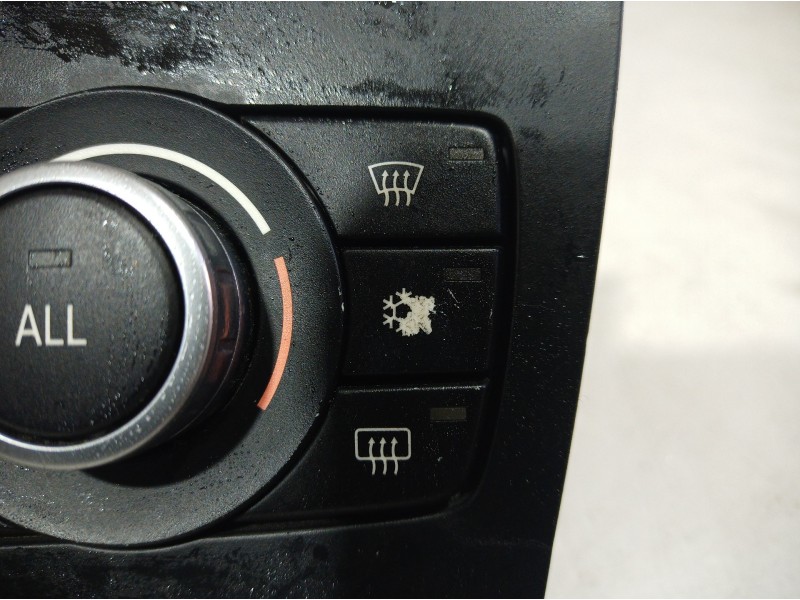 Recambio de mando calefaccion / aire acondicionado para bmw serie 3 berlina (e90) 316d referencia OEM IAM 6411924241001 64119242